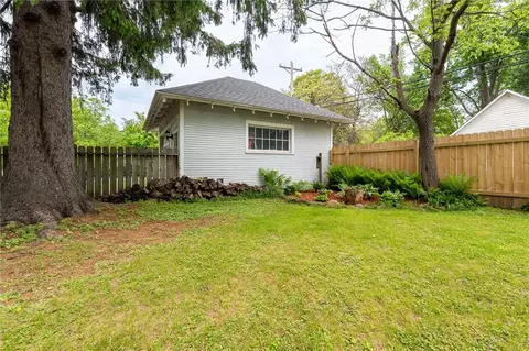 404 Walnut St, Spooner, WI 54801 photo 7