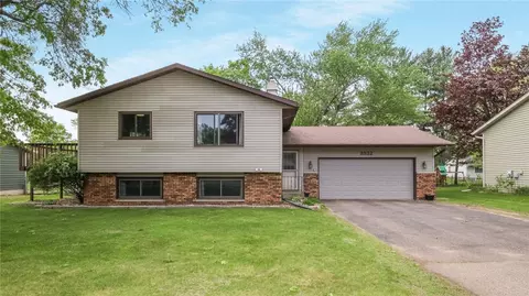 2832 E Wellington Dr, Eau Claire, WI 54703