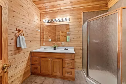 Bath - 8804 Perida Rd, Webster, WI 54893 photo 2 of 3