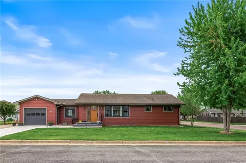 1005 E Pleasant Ave, Arcadia, WI 54612
