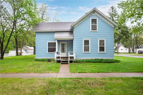 1020 E 10th St, Menomonie, WI 54751
