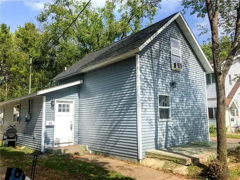 313 13th Ave W #1, Menomonie, WI 54751