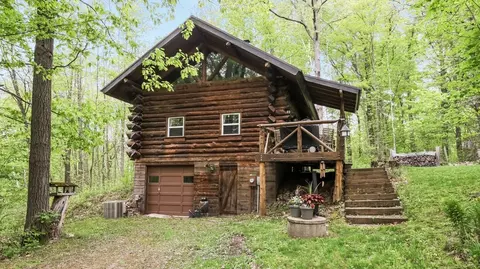 w16056 Camp Road, Weyerhaeuser, WI 54895