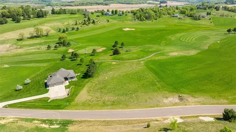 1281 Valley Estates Rd, Mondovi, WI 54755
