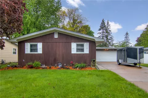 616 E Polk Ave, Eau Claire, WI 54701