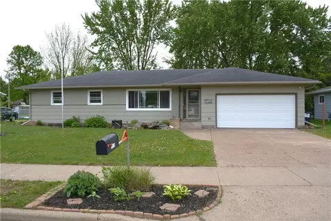 1905 E Clairemont Ave, Eau Claire, WI 54701