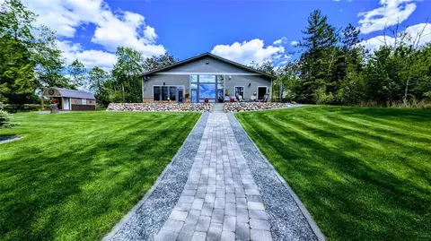 n528 Park Road, New Auburn, WI 54757