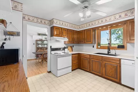 e7065 County Road B, Colfax, WI 54730 photo 7