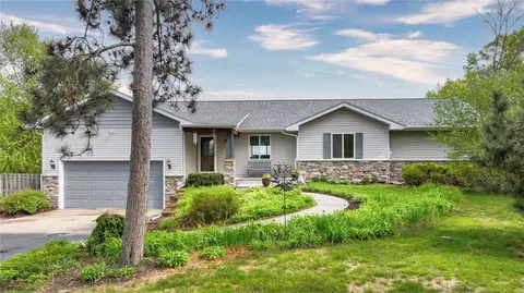1604 Lake Rd, Altoona, WI 54720