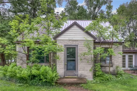2561 86th St, Eau Claire, WI 54703