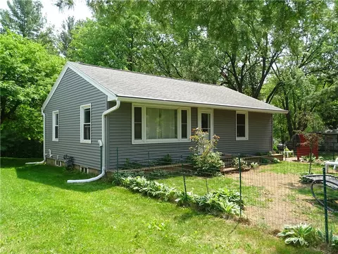3629 Valley View Pl, Eau Claire, WI 54701