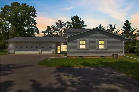 s8125 Michael Drive, Eau Claire, WI 54701