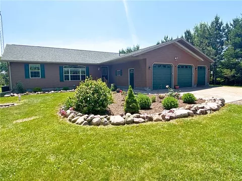 2121 11 12 Ave, Chetek, WI 54728