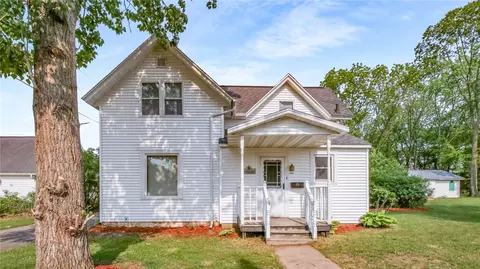 114 N 2nd Ave, Strum, WI 54770