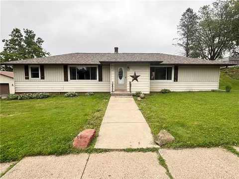 17 Pokegema Blvd, Rice Lake, WI 54868