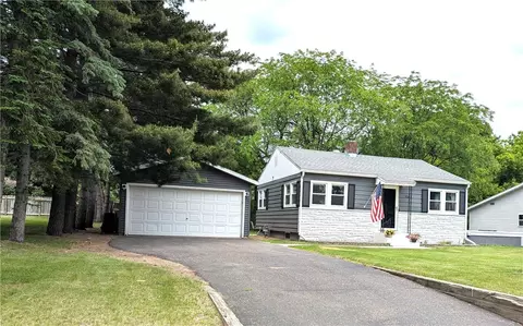 1408 Piedmont Rd, Eau Claire, WI 54703