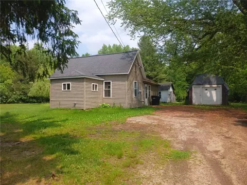 243 Camp Rd, Fairchild, WI 54741