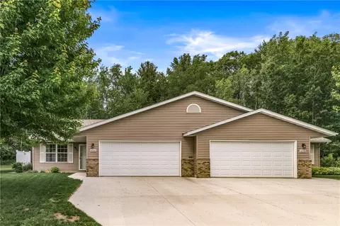 4002 Echo Valley Dr, Eau Claire, WI 54701