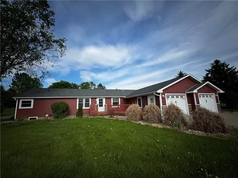 1311 W Northstar Ln, Eau Claire, WI 54703