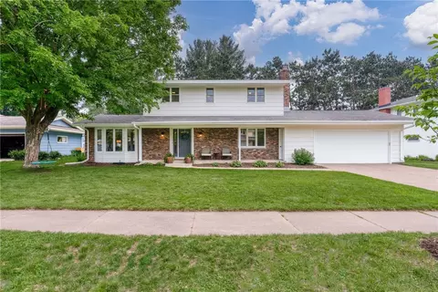 1431 Cummings Ave, Eau Claire, WI 54701