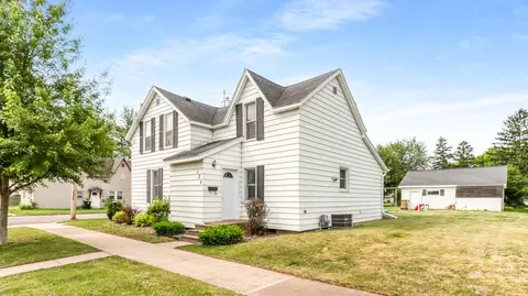 124 S Rural St, Chippewa Falls, WI 54729