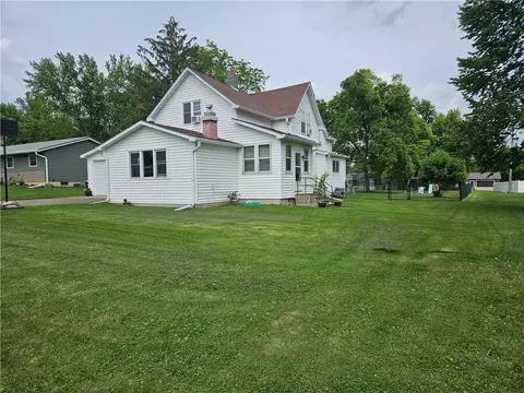 638 Madison St, Stanley, WI 54768