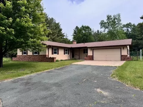 10564 N Hamblin St, Hayward, WI 54843