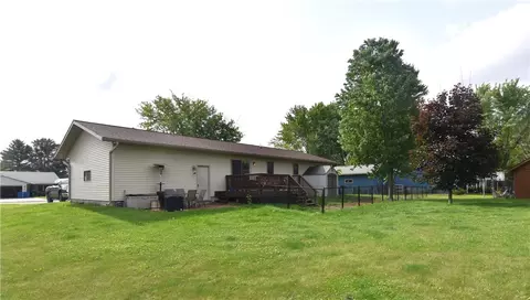Exterior - 608 N 3rd St, Cameron, WI 54822 photo 2 of 3