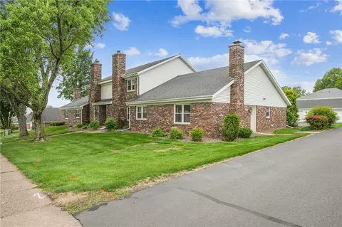 2114 Black Ave #D2, Eau Claire, WI 54703