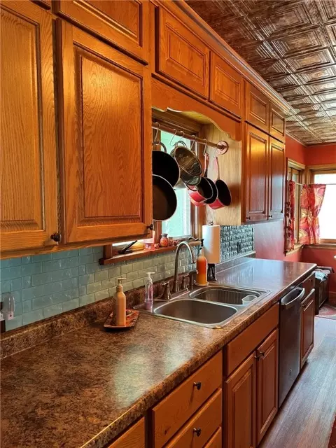 522 Bashaw St, Spooner, WI 54801 photo 8