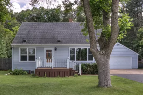 3657 Hallie Ln, Eau Claire, WI 54703