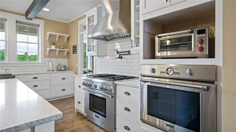 Kitchen - 18660 70th Ave, Chippewa Falls, WI 54729 photo 6 of 6