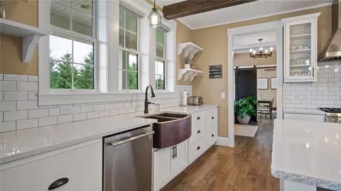 Kitchen - 18660 70th Ave, Chippewa Falls, WI 54729 photo 1 of 6