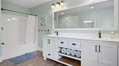 Bath - 18660 70th Ave, Chippewa Falls, WI 54729 photo 1 of 7