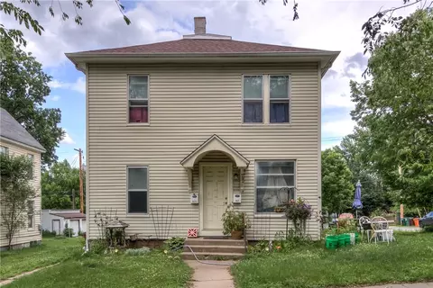 517 Dodge St #1 & 2, Eau Claire, WI 54701