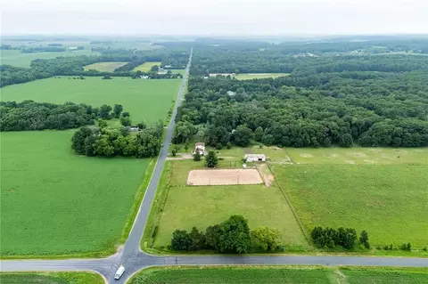 View/Area - 2097 20th St, Elk Mound, WI 54739 photo 3 of 9