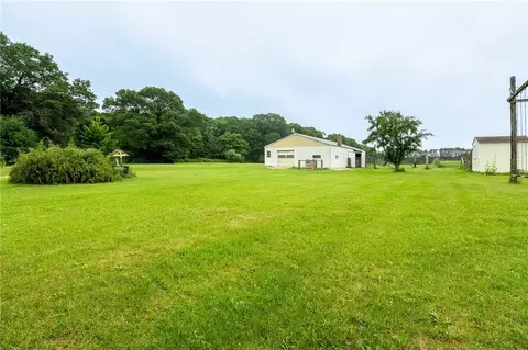 Exterior - 2097 20th St, Elk Mound, WI 54739 photo 10 of 19