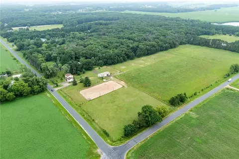 View/Area - 2097 20th St, Elk Mound, WI 54739 photo 2 of 9