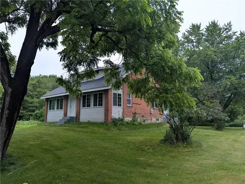 n4927w13 W Th St N, Ladysmith, WI 54848