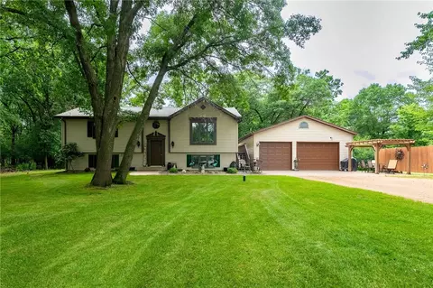 2250 90th St, Eau Claire, WI 54703