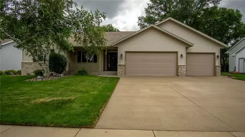 2049 Seclusion Dr, Eau Claire, WI 54703