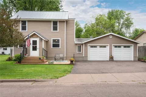 608 N Grove St, Chippewa Falls, WI 54729