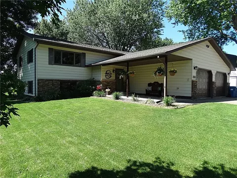 810 Terrace Dr, Rice Lake, WI 54868
