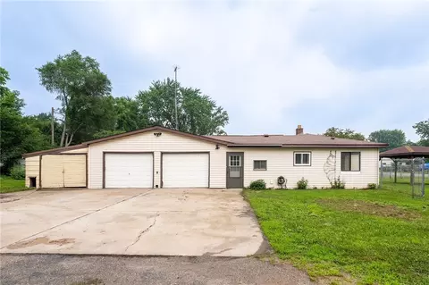 4508 139th St, Chippewa Falls, WI 54729