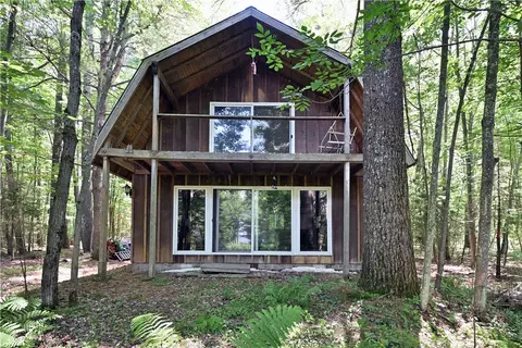 1339 S Lake Dr, Shell Lake, WI 54871