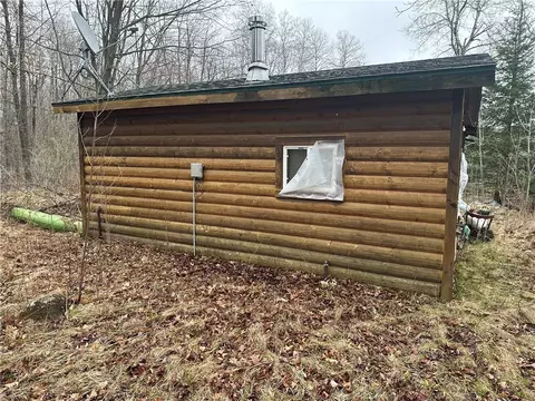 2802 N Eastlund Rd, Ojibwa, WI 54862