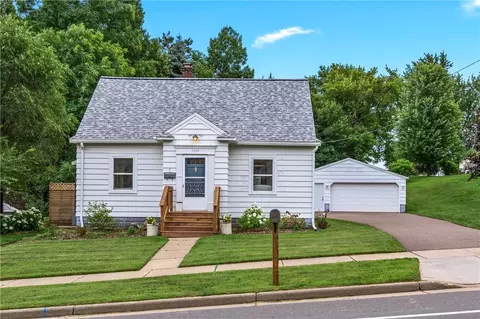 1305 Vine St, Eau Claire, WI 54703