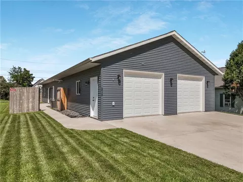 212 Lincoln St, Stanley, WI 54768