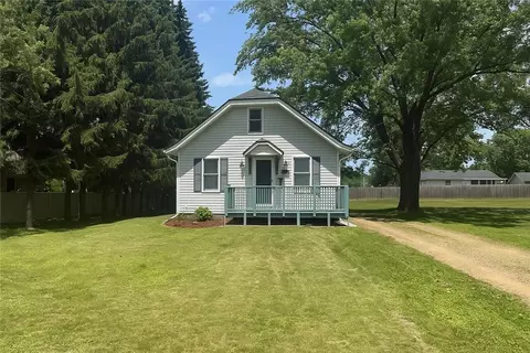 710 Olive St, Chippewa Falls, WI 54729