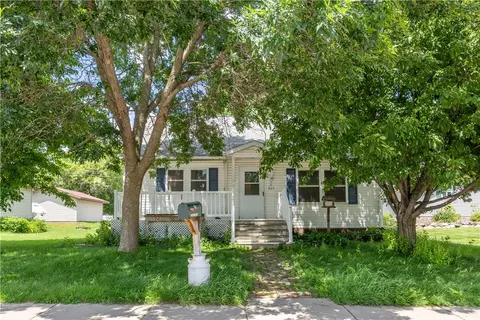 609 Miner Ave W, Ladysmith, WI 54848